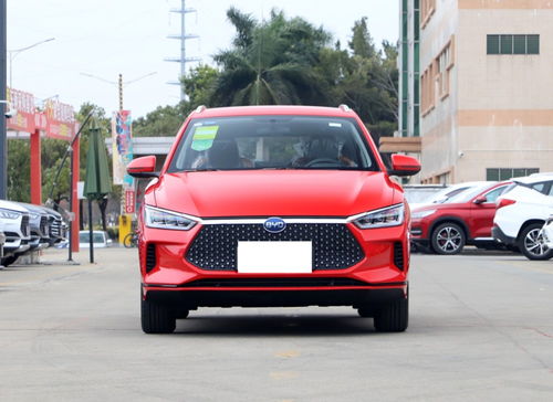 比亚迪汽车15寸多少钱