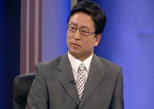 白岩松:年轻人没就业没钱拿什么消费