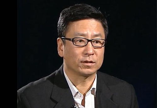 白岩松:年轻人没就业没钱拿什么消费