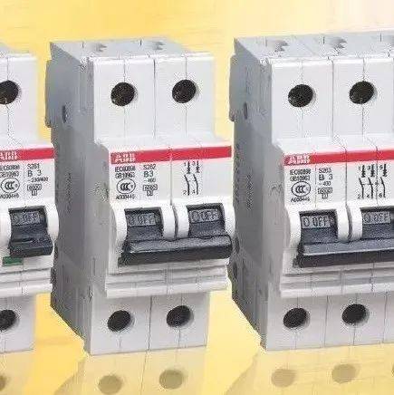 汽车空气开关多少瓦