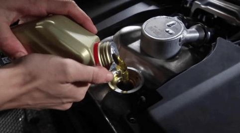 汽车停车用多少机油好