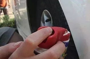 汽车门板金修复多少钱