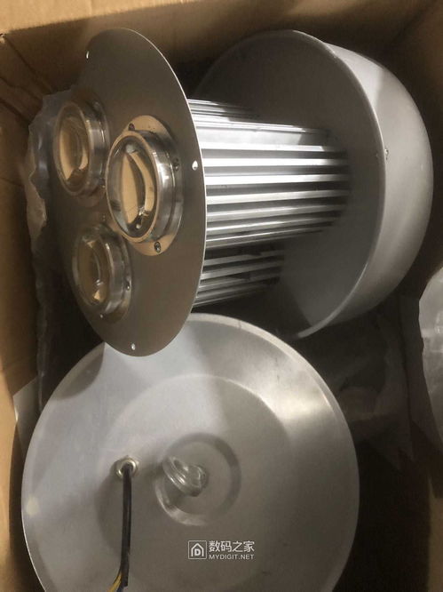 汽车灯多少瓦的 汽车灯多少瓦的