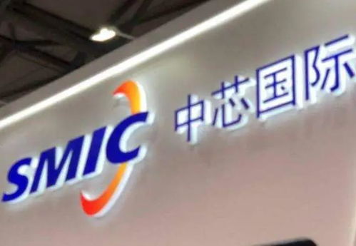 张文宏“不占年轻人位置”为啥获赞