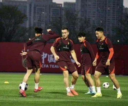 中澳之战球票已炒至上万元