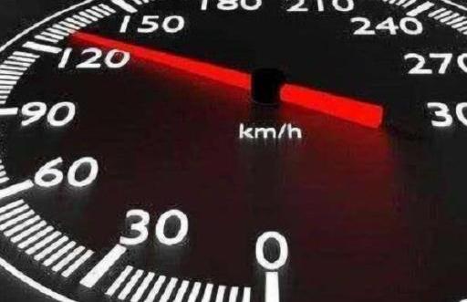 汽车最高时速能跑多少 汽车最高时速能跑多少
