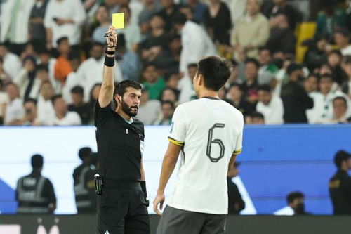 国足0-2澳大利亚 无缘直通世界杯