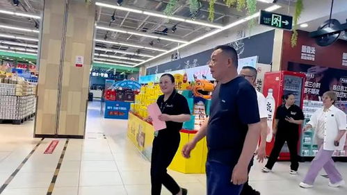 于东来称超市都在卖垃圾商品