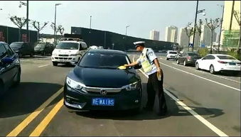 汽车停车多少公里放标志