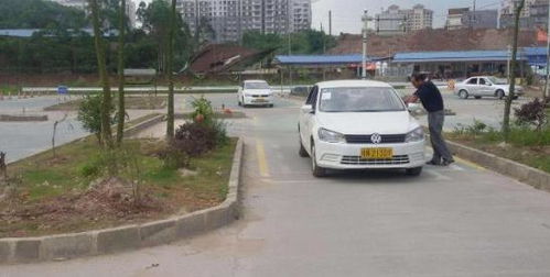 汽车可以载多少屯