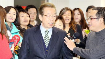 台名嘴自曝被戴电子脚镣不能出境