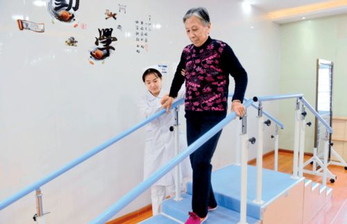 南京鼓楼医院院长被人尾随砍至重伤