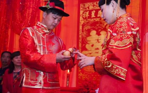紫府同宫格的姻缘(紫府同宫格婚姻)