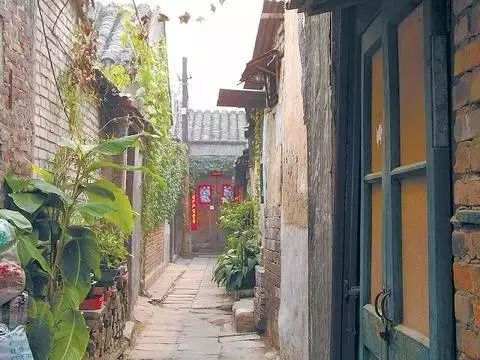 胡同姻缘翻译成英文(胡同姻缘翻译成英文)