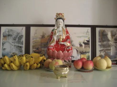 梦见拜菩萨求姻缘(梦见拜菩萨求姻缘了)