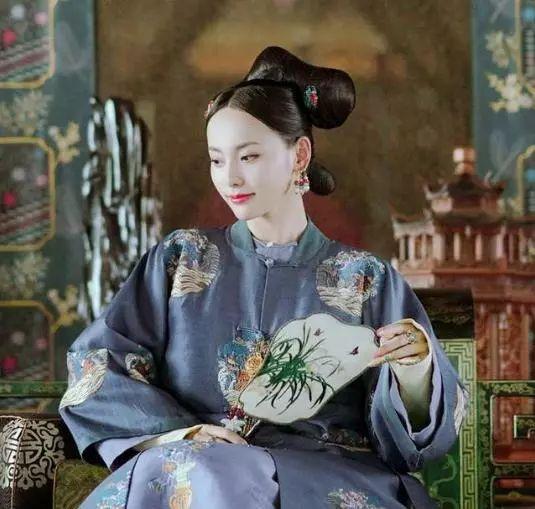 妃子飞入凤凰窝求姻缘(妃子飞八凰什么意思)