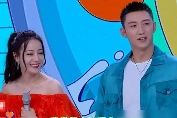 短剧最近热播疯批女主【疯批女是什么意思】
