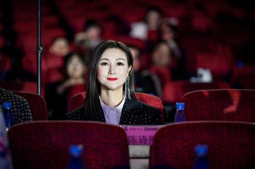 热播短剧精彩视频夫人她摊牌了：夫人她惊动全球了!