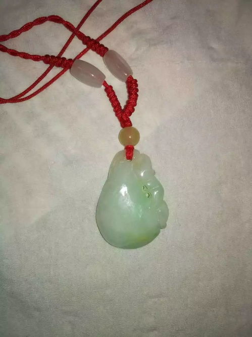 求姻缘带什么吊坠(求姻缘买什么)