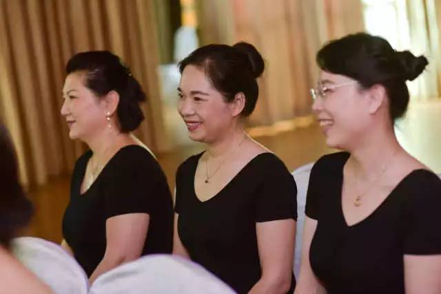 热播短剧亲爱的女儿（亲爱的儿女电视剧）