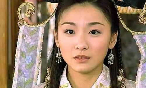 最火短剧热播中楚安安（最火短剧热播中楚安安的扮演者）